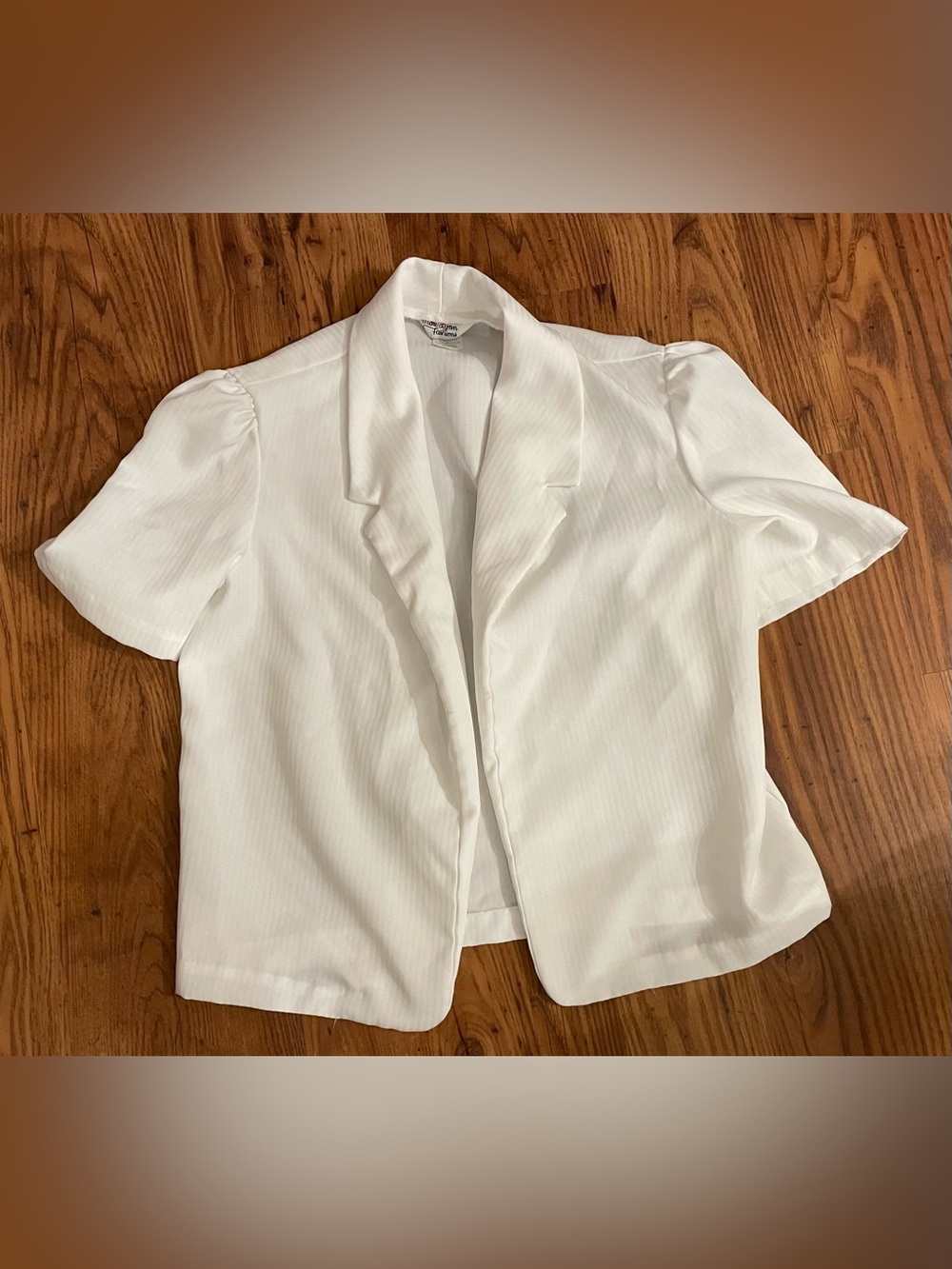 Vintage Classic White Short-Sleeve Blazer Top Medium